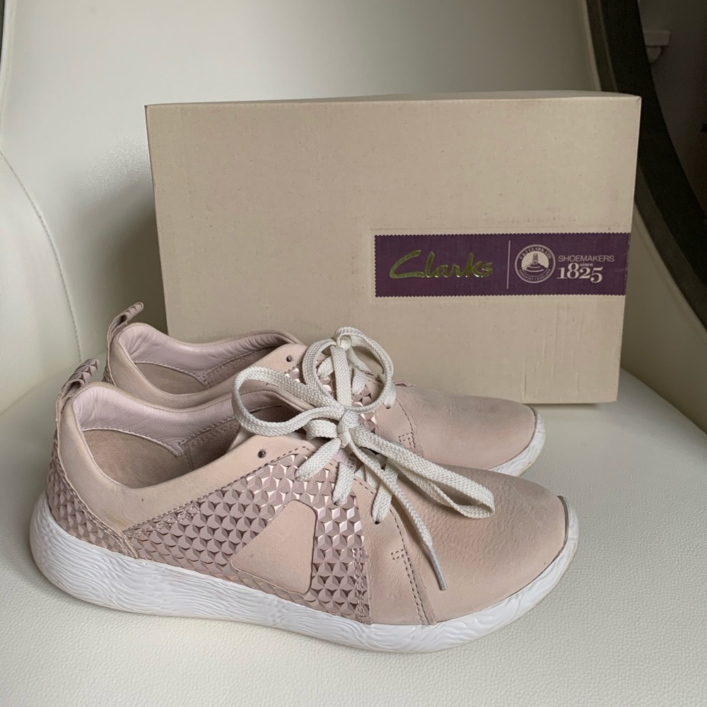 Clark’s Artisan Leather Sneakers